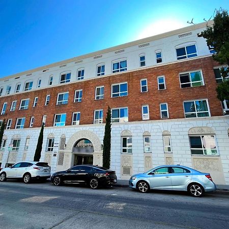 Heart Of Hollywood Apartment - 2Bed 2Bath لوس أنجلوس المظهر الخارجي الصورة
